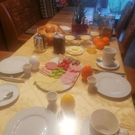 Gastehaus Schirner 니더라우