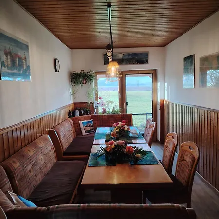 Gaestehaus Schirner بيت ضيافة Niederau